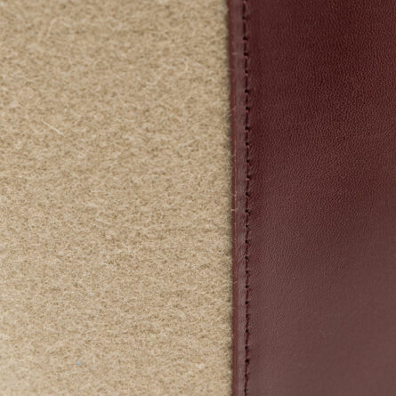 Mala de Senhora Linaria Bucket em burel e couro de upcycling bordeau