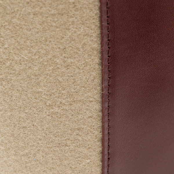 Mala de Senhora Linaria Bucket em burel e couro de upcycling bordeau